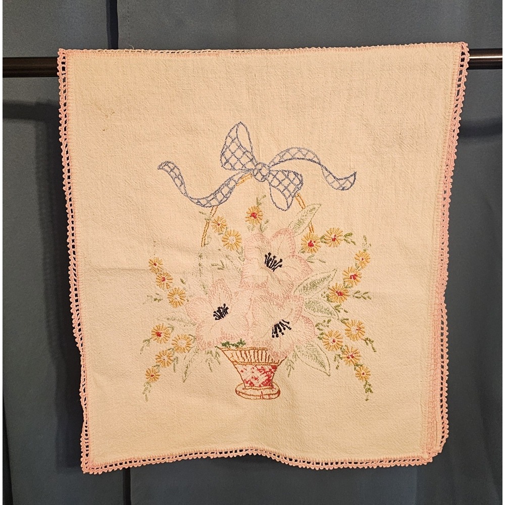 Vintage Hand Embroidered Floral Basket Design Kitchen Towel
